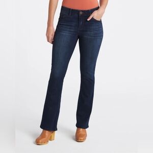 (NWOT) Democracy Kathryn Ab Solution Itty Bitty Bootcut Jean